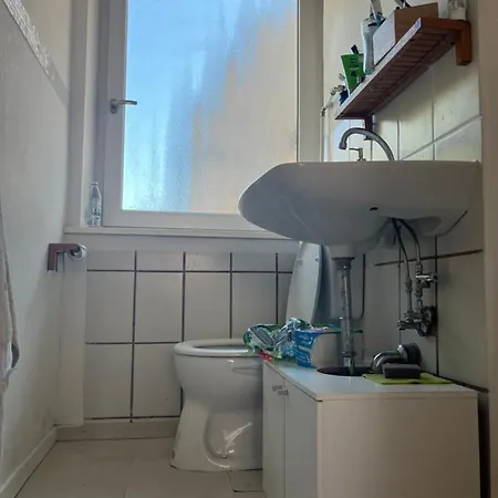 Samowar Single Bed In A Shared For 2 Persons München